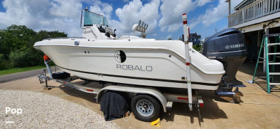 2006 Robalo R220