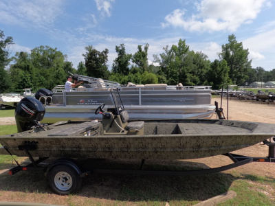 2026 Tracker T1860CCY 26