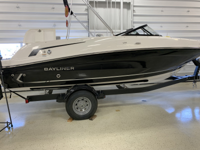 2024 Bayliner VR5 Bowrider-Outboard