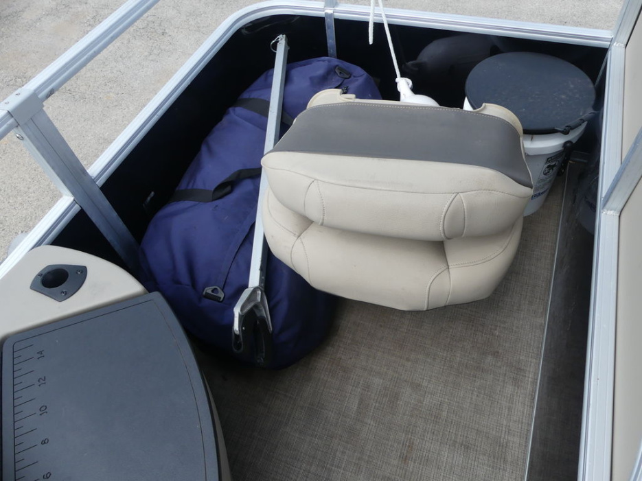 Sun Tracker Bass Pro Boating Accessories Sun Tracker Logo Bass