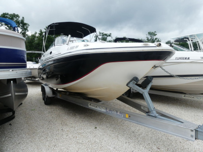 2013 Hurricane SunDeck SD 2700 (single)