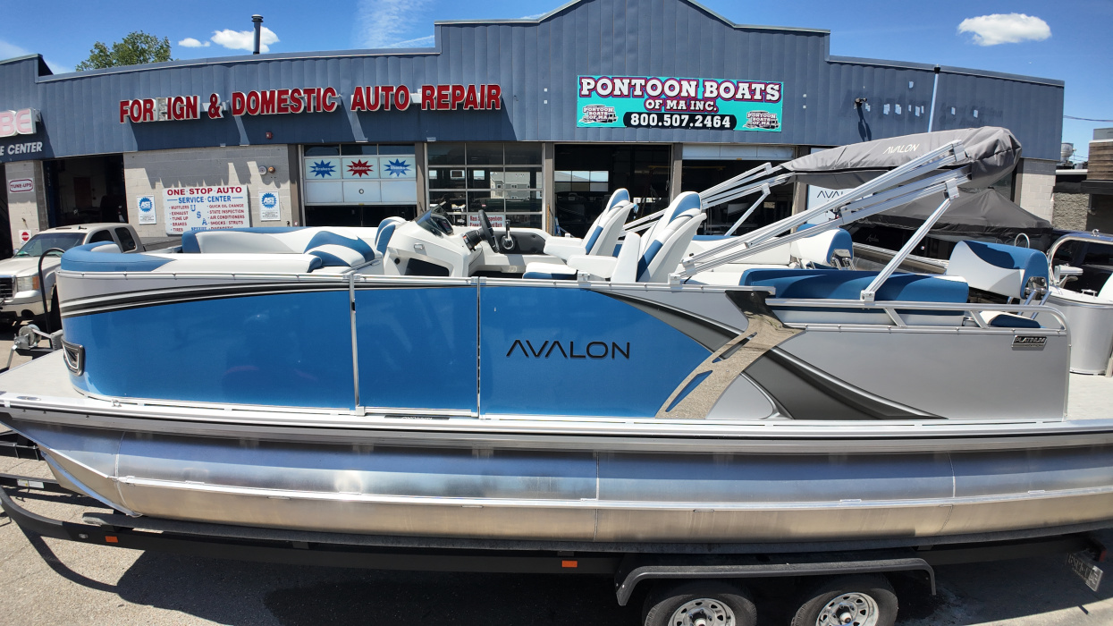 2025 Avalon LSZ 2385 Quad Lounger Shift TriToon Platinum Edition - For Sale at Peabody, MA 01960 - ID 585574