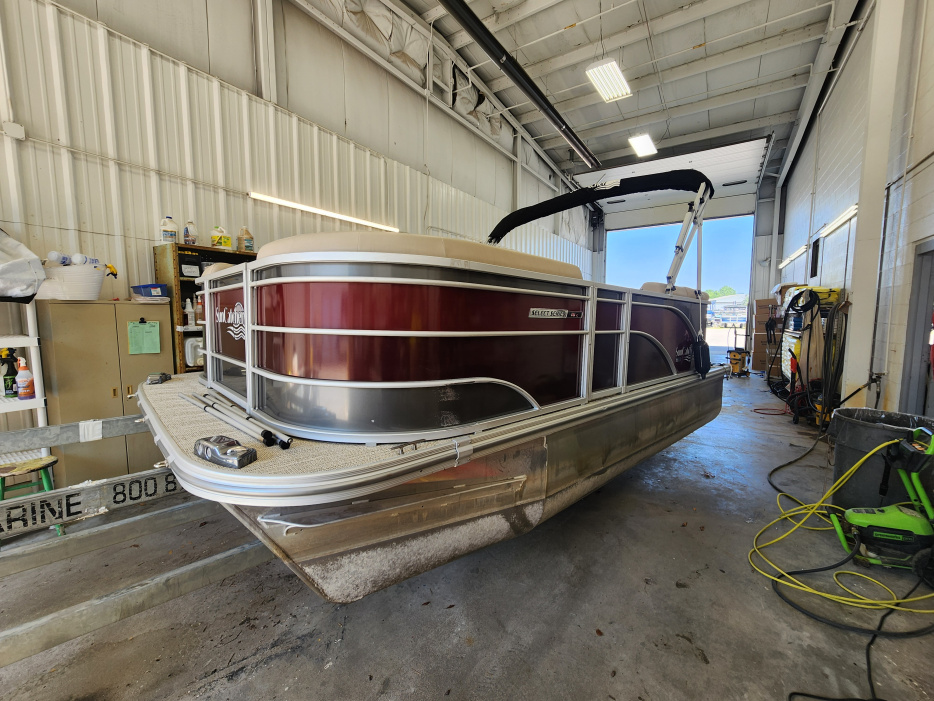 2024 Suncatcher Select Series 16C **ELECTRIC** - For Sale at Brighton, MI 48114 - ID 585592