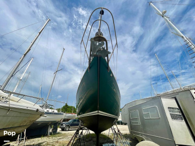 1983 Hinterhoeller Niagara 35