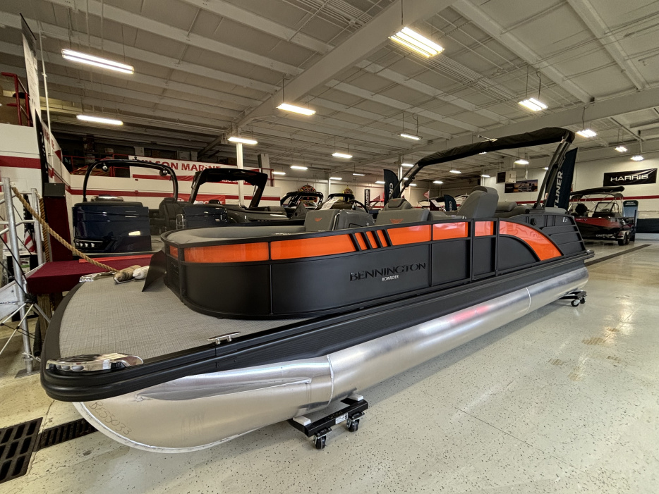 2024 Bennington 23 LTFB Bowrider tri-toon - For Sale at Brighton, MI 48114 - ID 529942
