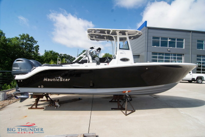 2023 Nautic Star 2602 Legacy