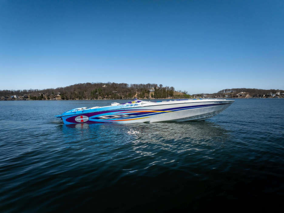 2000 Cigarette 38 Top Gun - For Sale at Lake of the Ozarks, MO 65049 - ID 577431