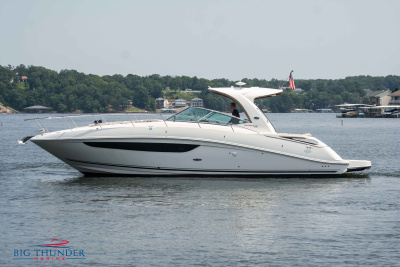 2016 Sea Ray 370 Sundancer