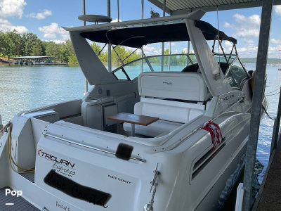 1998 Trojan 320 Express