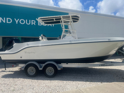 2022 Bayliner Trophy T22 CC