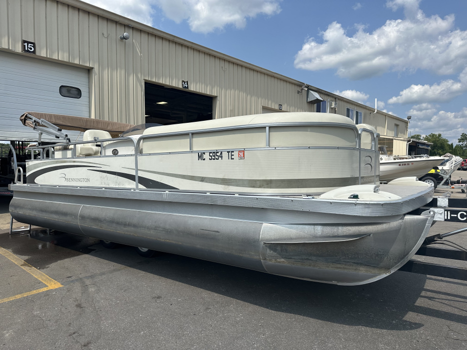 2009 Bennington 2275GL - For Sale at Brighton, MI 48114 - ID 558683