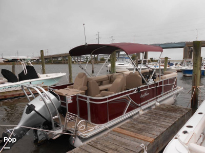 2022 SunChaser 22 Fish