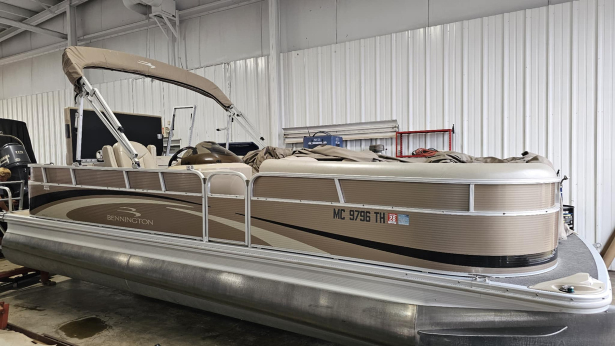 2011 Bennington 2274 GLI - For Sale at Brighton, MI 48114 - ID 586641