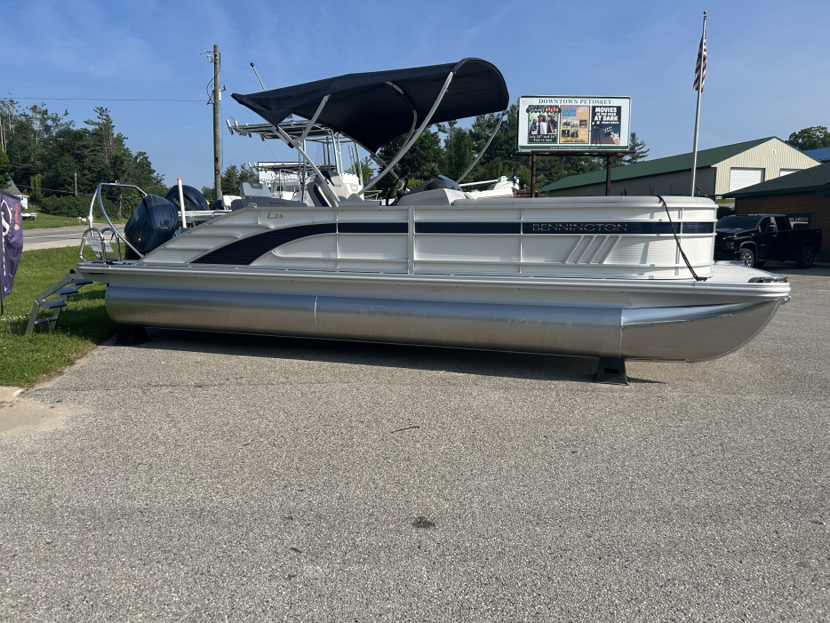 2025 Bennington 2025 Bennington 24LSB Swingback - For Sale at Walloon Lake, MI 49796 - ID 569978