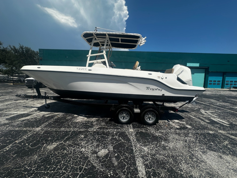 2022 Bayliner Trophy T22 - For Sale at Tampa, FL 33601 - ID 587274