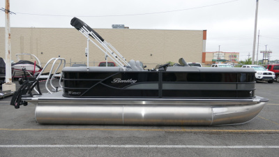 2026 Bentley Legacy 200 Navigator