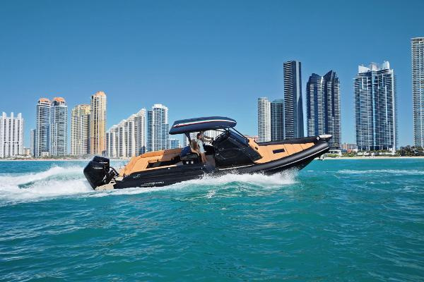 2025 Ranieri Cayman 38 Executive - For Sale at Miami, FL 33136 - ID 551827
