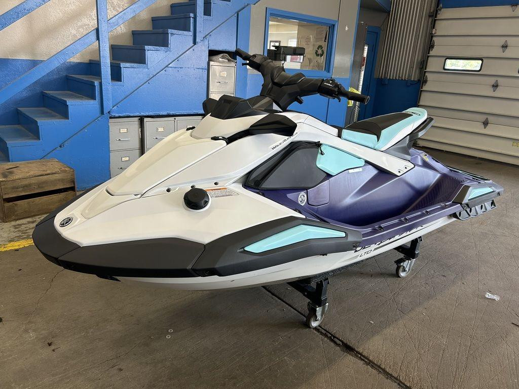 Yamaha Jet Blaster LTD-Purple/White - Houghton Lake, MI 48629