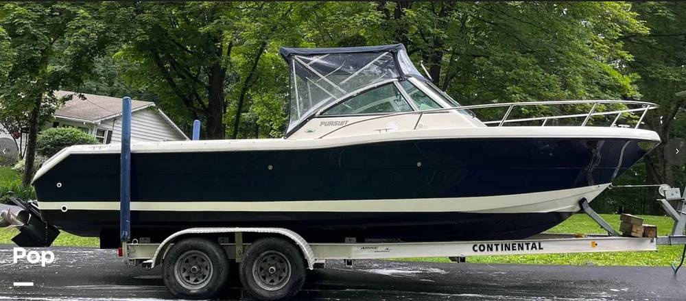 2001 Pursuit 2460 DENALI - For Sale at Hyde Park, NY 12538 - ID 587583
