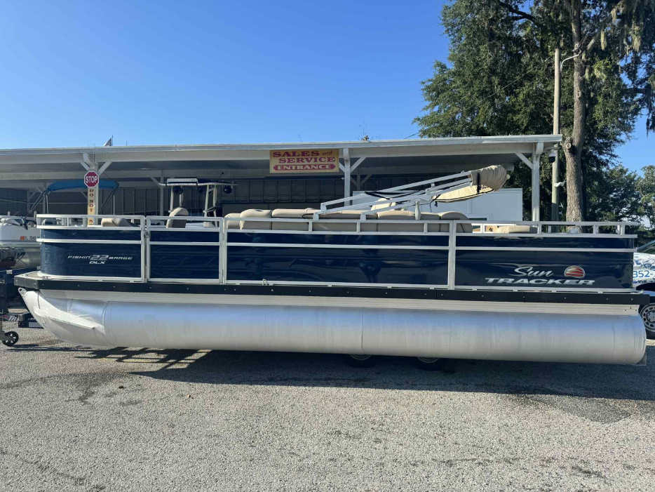 2024 Sun Tracker Fishin' Barge 22 DLX - For Sale at Leesburg, FL 34748 - ID 587674