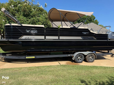 2021 Suncatcher E326SS