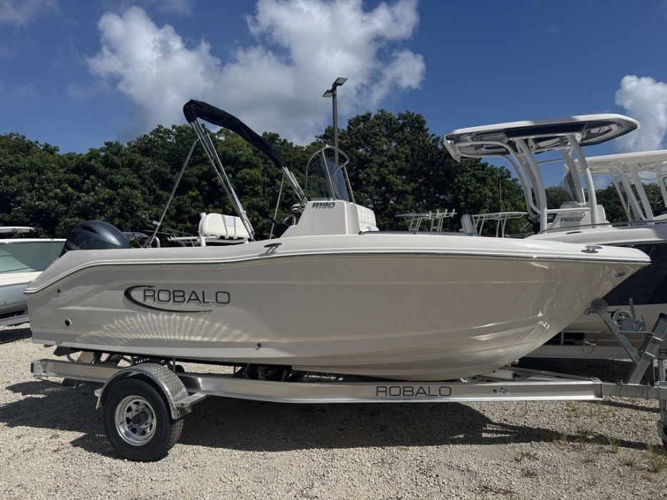 2025 Robalo R180 - For Sale at Key Largo, FL 33037 - ID 588116