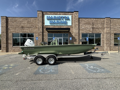 2025 SeaArk Bay Runner 210 w/Suzuki 140HP Engine and MMT Tandem Axle Trailer