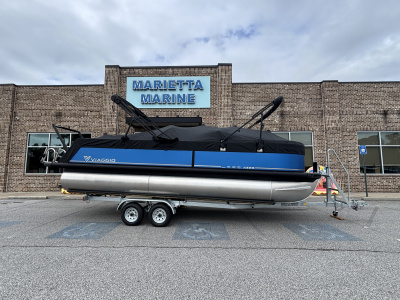 2025 Viaggio Lago X22S w/Honda 200HP - 4-Stroke Engine