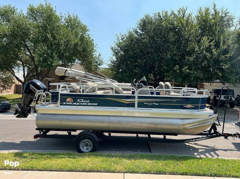 2023 Sun Tracker Bass Buggy 18 DLX - For Sale at Round Rock, TX 78681 - ID 587589
