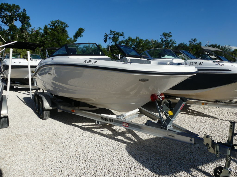2017 Sea Ray SPX 190 OB - For Sale at Bradenton, FL 34208 - ID 588443