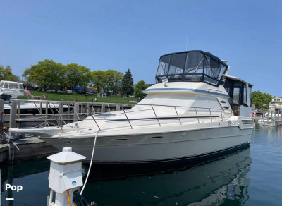1987 Sea Ray 410 Aft cabin