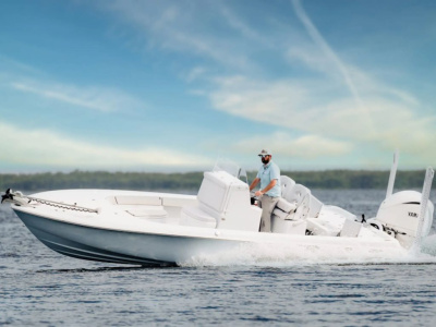 2026 Contender 26 Bay