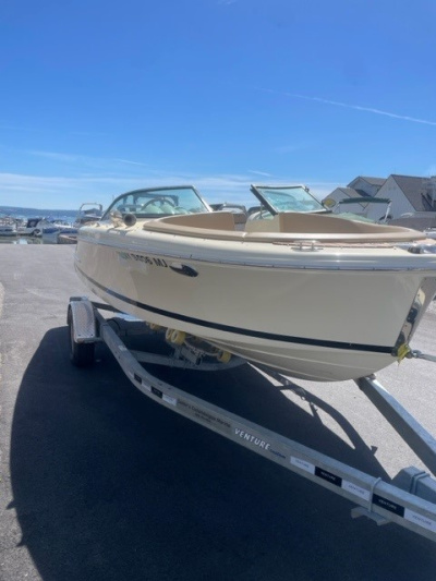 2014 Chris Craft 22 LAUNCH