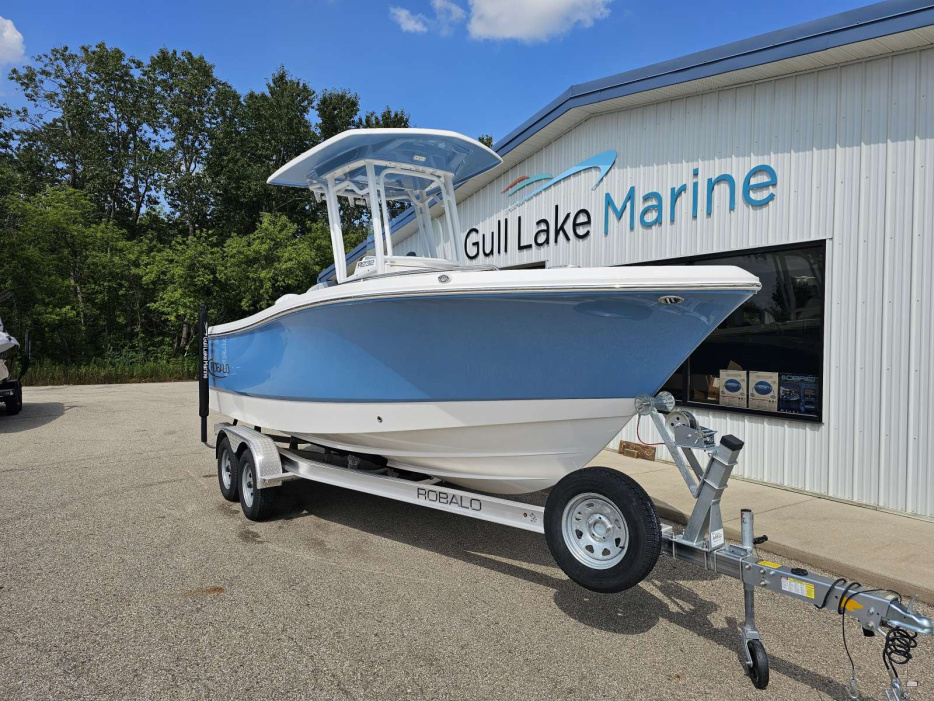 2026 Robalo R232 EX - For Sale at Coopersville, MI 49404 - ID 588467