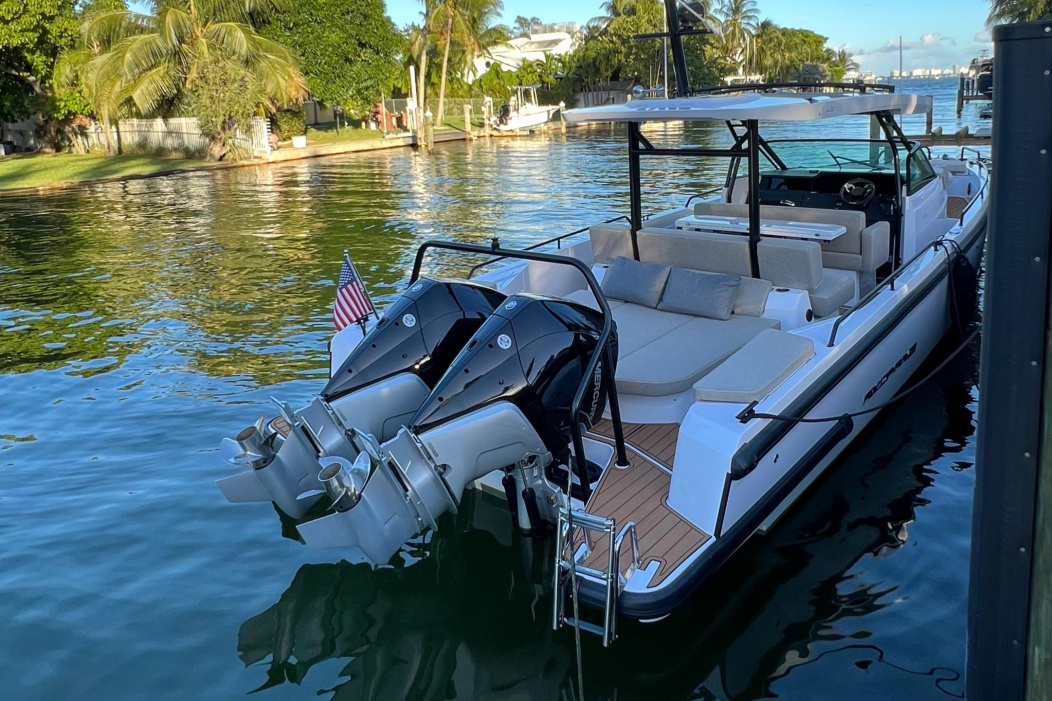 2023 Axopar 37 Sun-Top - For Sale at Fort Lauderdale, FL 33334 - ID 589918