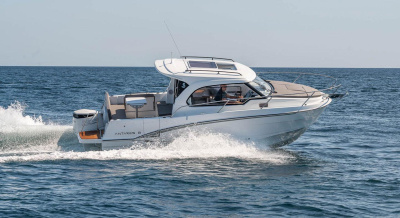 2023 Beneteau Antares 8