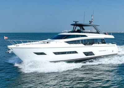 2019 Ferretti 780