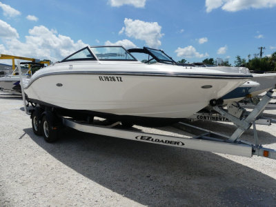 2022 Sea Ray SPX 210 Outboard