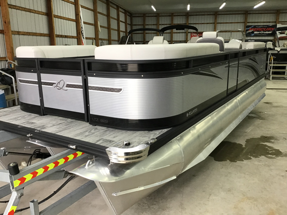 2022 Qwest 822 E DS BAR LTZ TT2 - For Sale at La Porte, IN 46350 - ID 581405