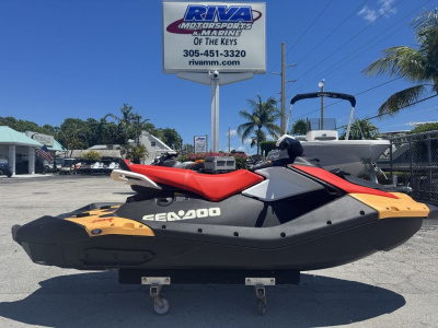2025 Sea Doo Spark™ for 3 Rotax® 900 ACE™ - 90 CONV with IBR and Audio
