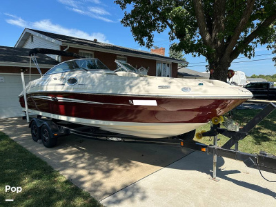 2007 Sea Ray 240 Sundeck