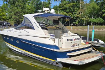 2003 Regal Commodore 4260