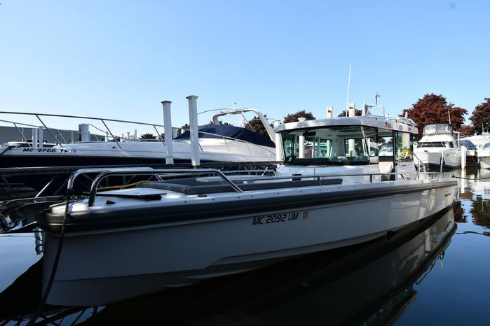 2020 Axopar 28 CABIN - For Sale at Harrison Township, MI 48045 - ID 590528