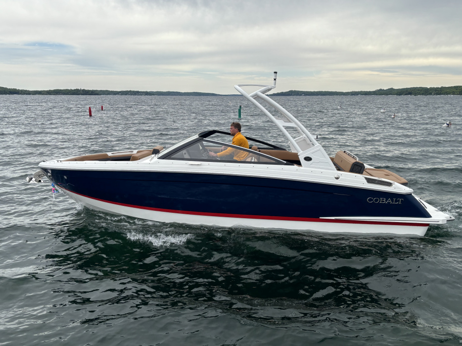 2025 Cobalt R4 - For Sale at Fontana, WI 53125 - ID 578211