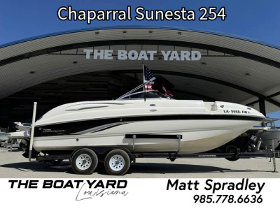 2004 Chaparral Sunesta 254