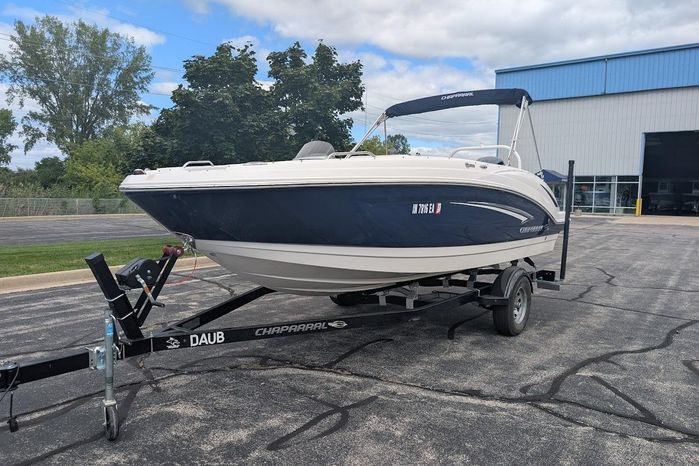 2018 Chaparral 191 Suncoast - For Sale at Saint Joseph, MI 49085 - ID 590297