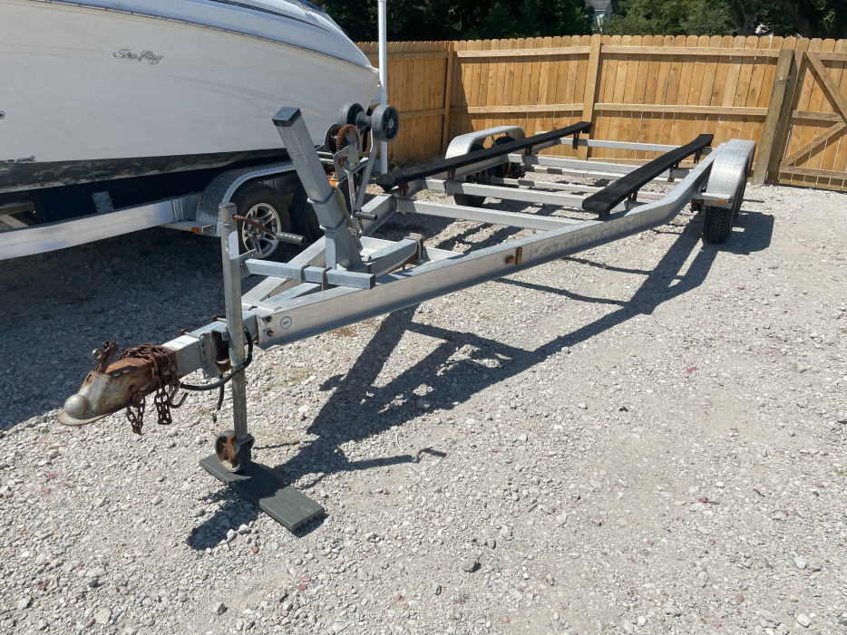 2010 Other MAGI 22 Trailer-tandum axle - For Sale at Morehead City, NC 28557 - ID 590796