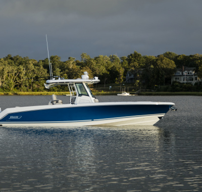 2026 Boston Whaler OUTRAGE 330