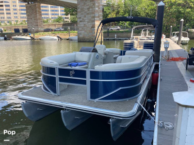 2023 Cypress Cay 232 Seabreeze