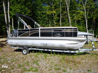 2020 Bennington 21SXP